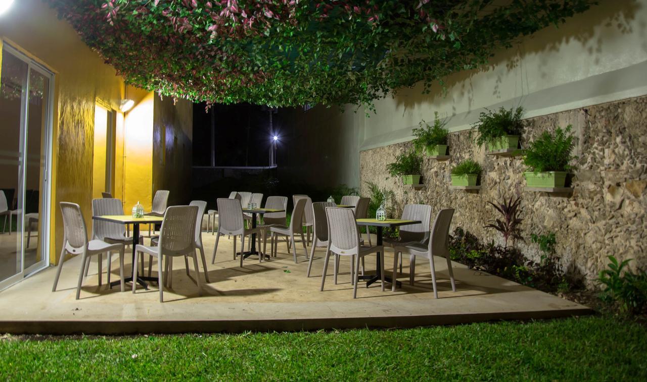 Hotel Zar Merida Ngoại thất bức ảnh
