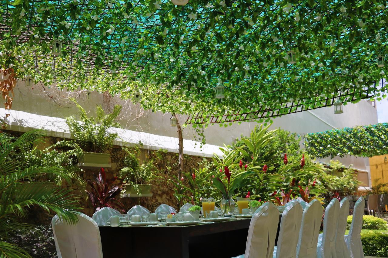 Hotel Zar Merida Ngoại thất bức ảnh